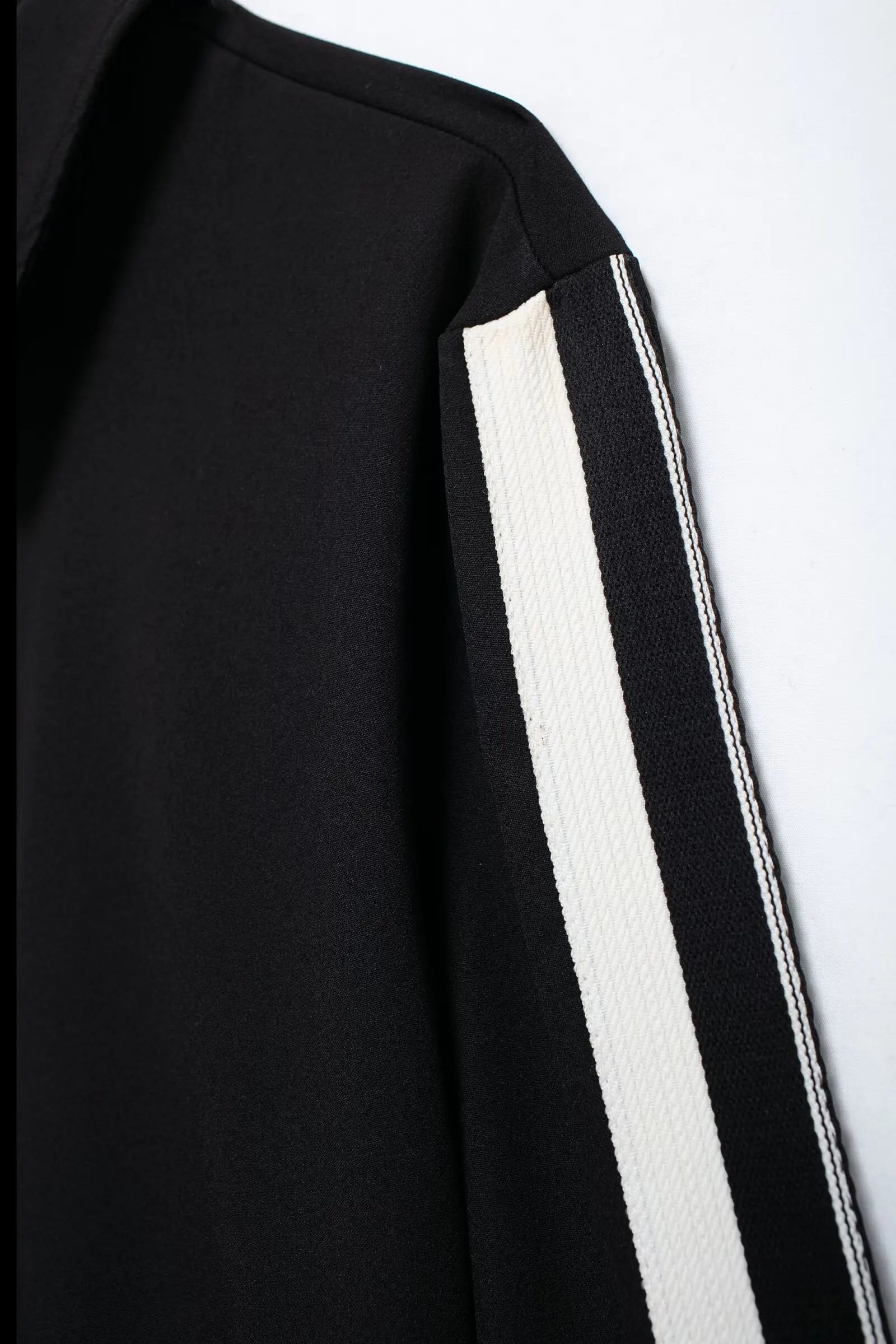 HH Women Casual Sports Suit Fashion Side Stripe Lapel Long Sleeve Zipper Jacket Female Chic Elastic Waist Wide Leg Pants